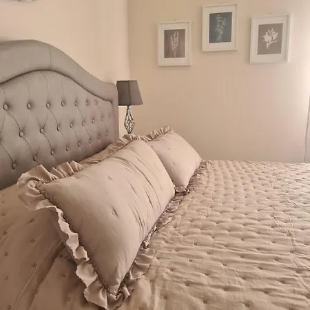 Bed and Breakfast Cascina Antiche Terre