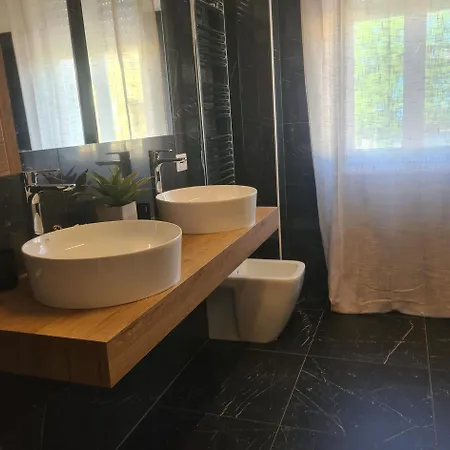 Bed and Breakfast Cascina Antiche Terre