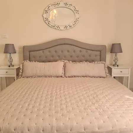 Cascina Antiche Terre Bed & Breakfast *